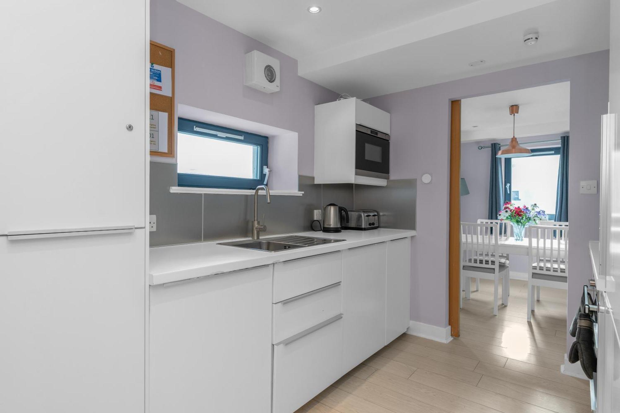 Gorgeous Old Town Hideaway Apartment EDI Exterior photo