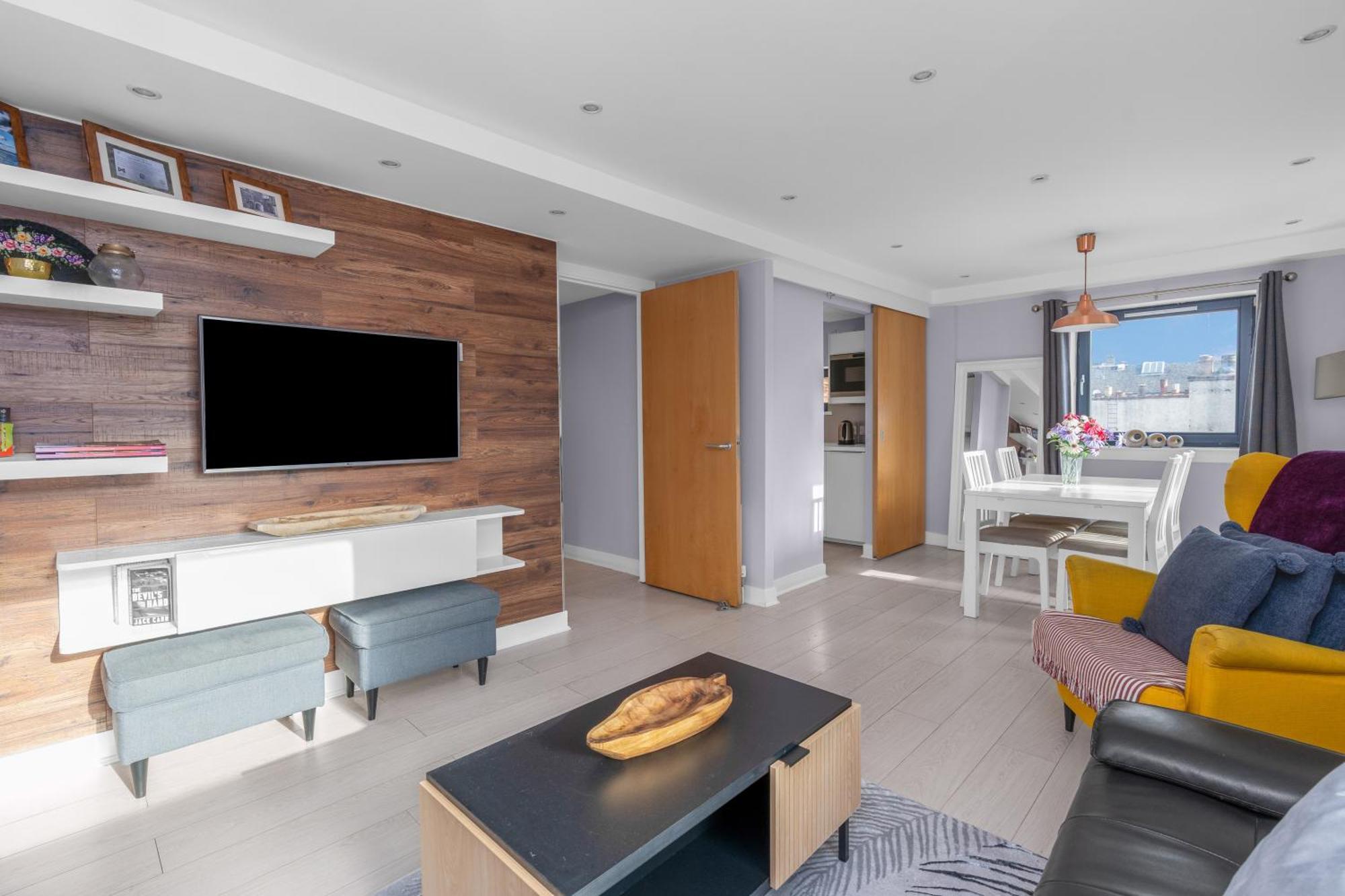 Gorgeous Old Town Hideaway Apartment EDI Exterior photo
